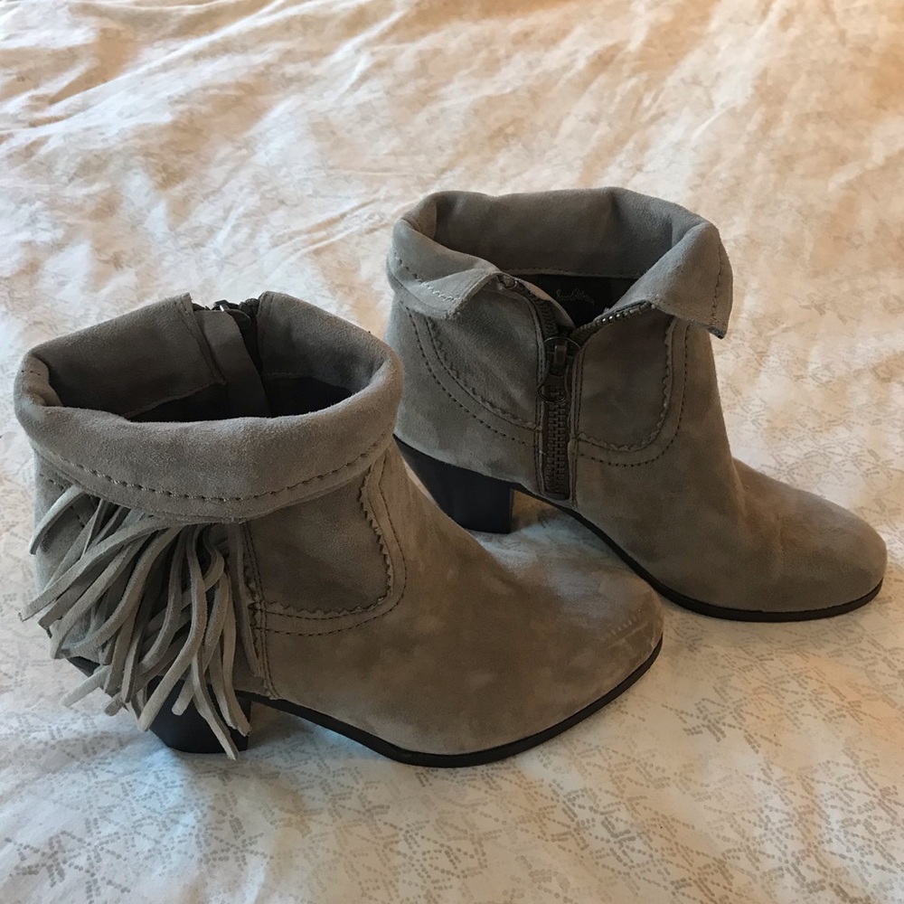 Sam Edelman grey suede fringe booties